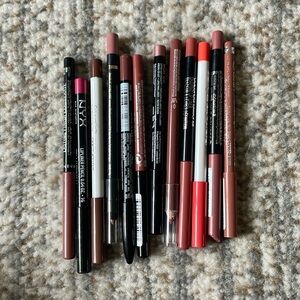 Drugstore lip liner lot